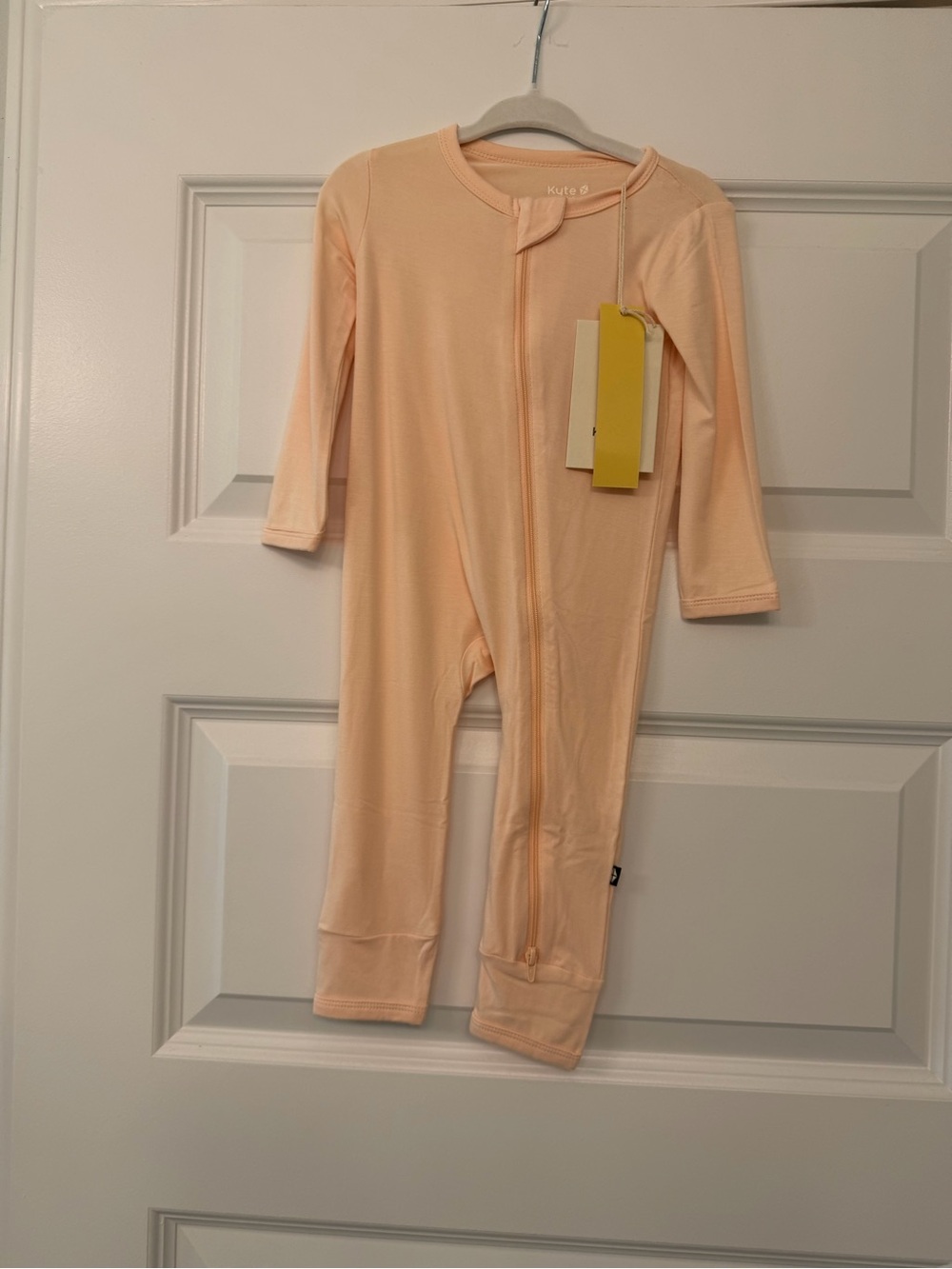 Kyte baby Long Sleeve Zippered romper One-Piece